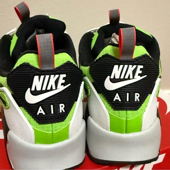 Like New Nike Air Max 90 Drift Action Green & Black FB2877-300 Size 11.5 W/ Box